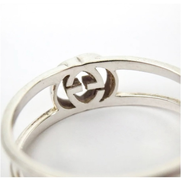 Gucci Interlocking G Sterling Silver Ring - Picture 4 of 9